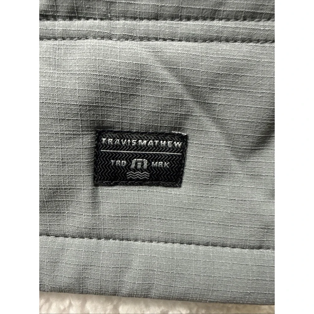 Travis Mathew Cold Bay Vest Quilted Men XL Shade Gray NWT Farmers Insurance Logo